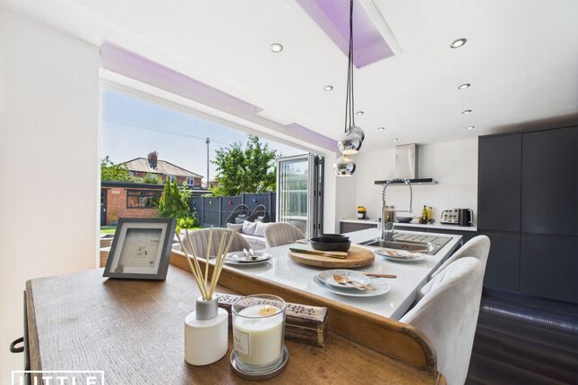 167, Dentons Green Lane, St. Helens photo 3