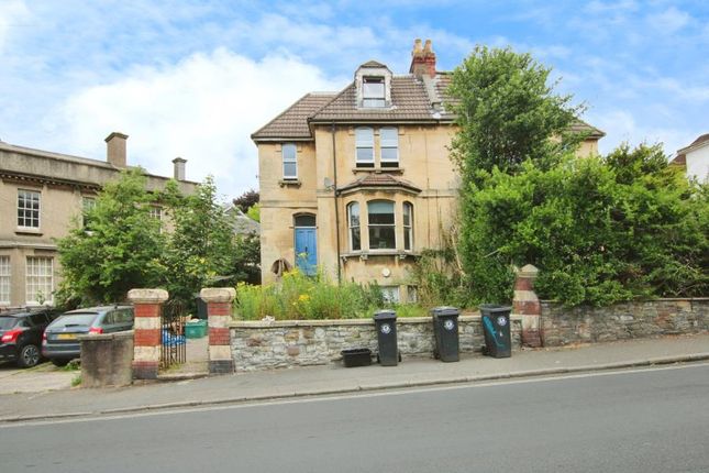 Flat to rent in Cromwell Road, St. Andrews, Bristol