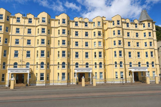 2-bed flat on 28 Piccadilly Court Queens Promenade, Isle Of Man, £1,450/mo