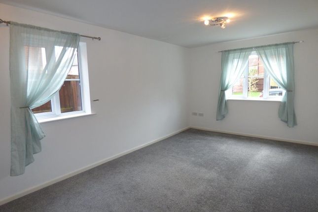 Flat to rent in Whysall Road, Long Eaton