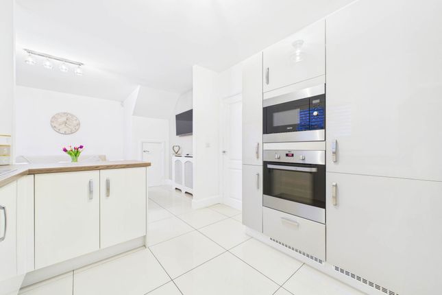 56, Willowburn Avenue, Motherwell photo 4