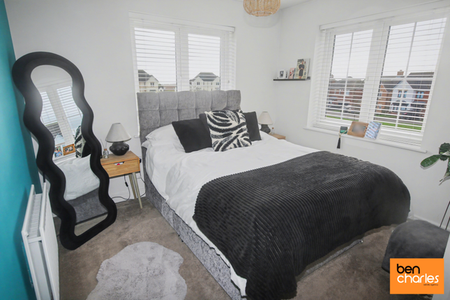 40, Weatherhill Way, Durham photo 4