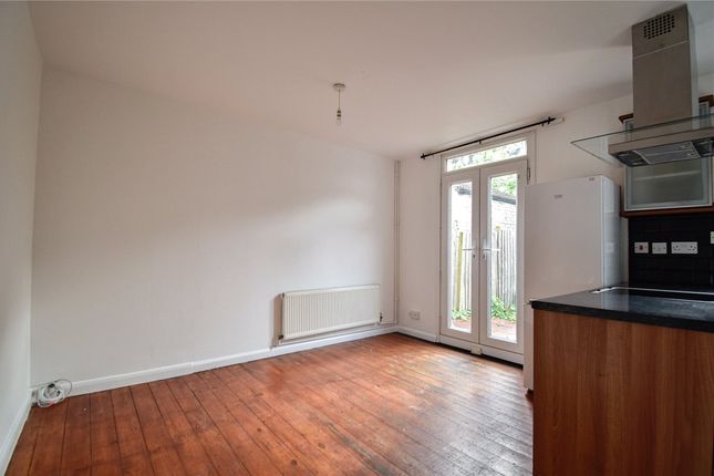Terraced house to rent in Histon Road, Cambridge