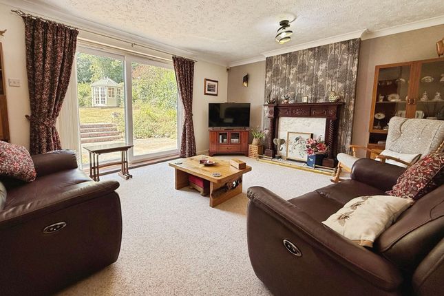 Mayesbrook Majestic Way, Telford photo 2