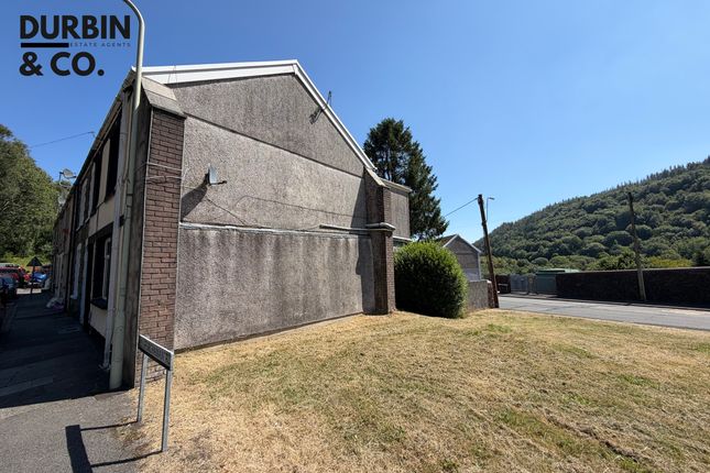 105 Fforchaman Road, Aberdare photo 2