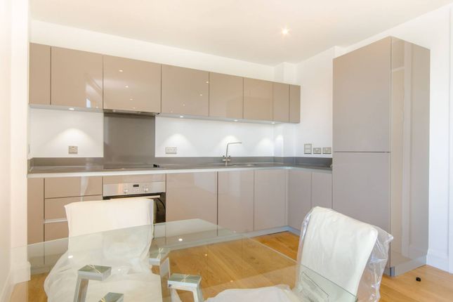 Flat to rent in Barry Blandford Way, Tower Hamlets, London