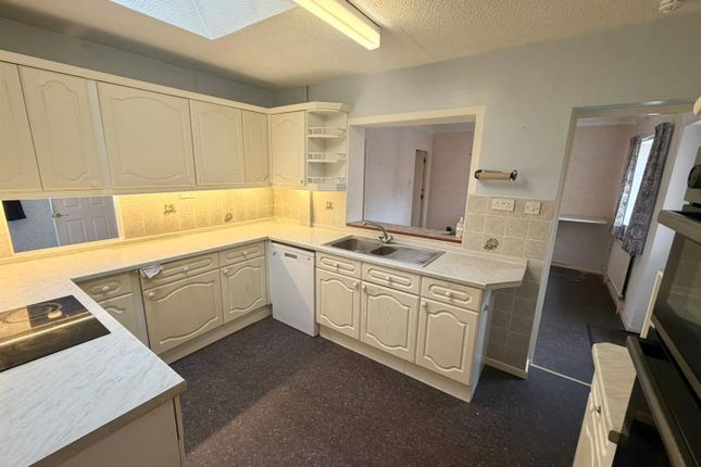 2, Ash Grove Close, Hereford photo 5