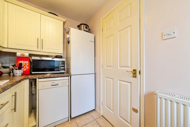 7, Montrose Close, Grantham photo 4