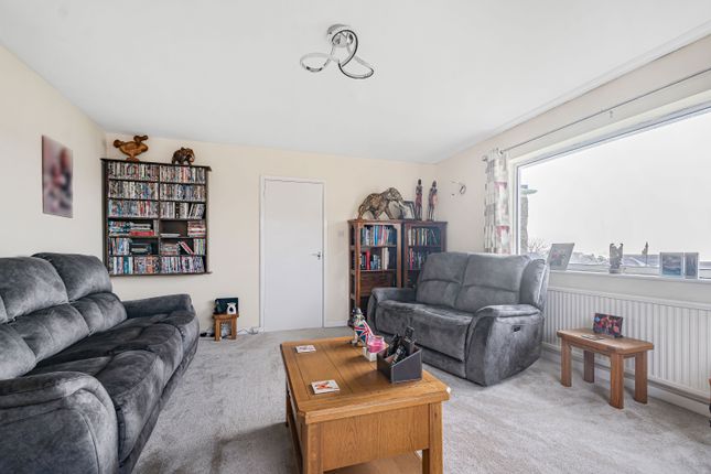 2, Sweetbriar Lane, Dawlish photo 4