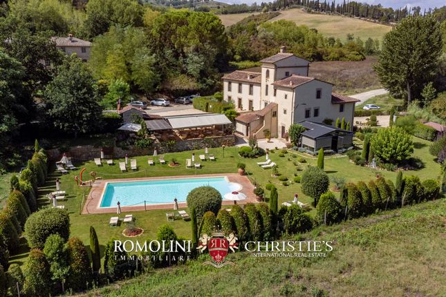 Villa for sale in San Gimignano, Tuscany, Italy