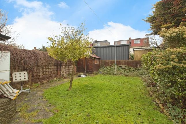675, Rochester Way, Eltham photo 4