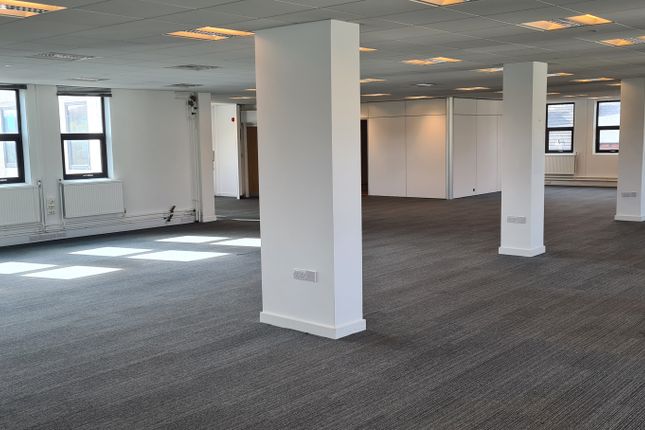 Office to let in Low Lane, Leeds