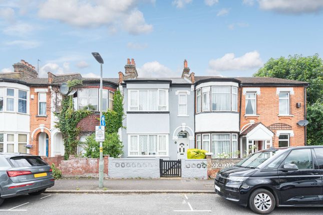 Thumbnail Terraced house for sale in Station Road, Bromley