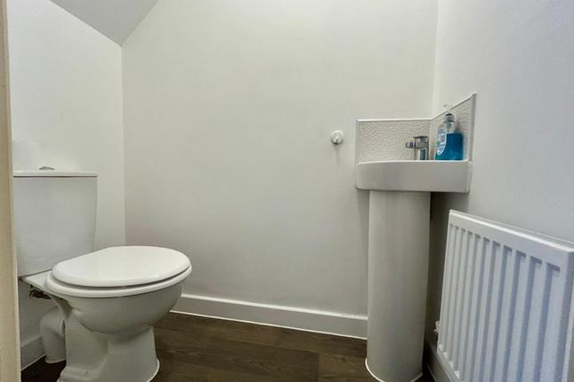 8, Platform Way, Rotherham photo 3