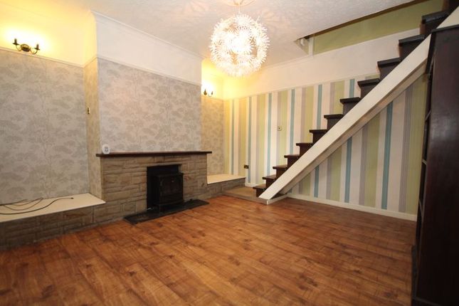 14, Whiteleys Place, Rochdale photo 2