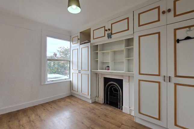 9, Navarre Road, London photo 4