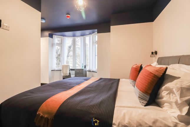 Room 5, 15, Sweetbriar Road, Leicester photo 2