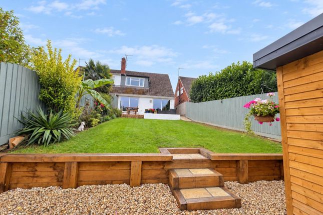 12, Smithwood Grove, Cheltenham photo 2