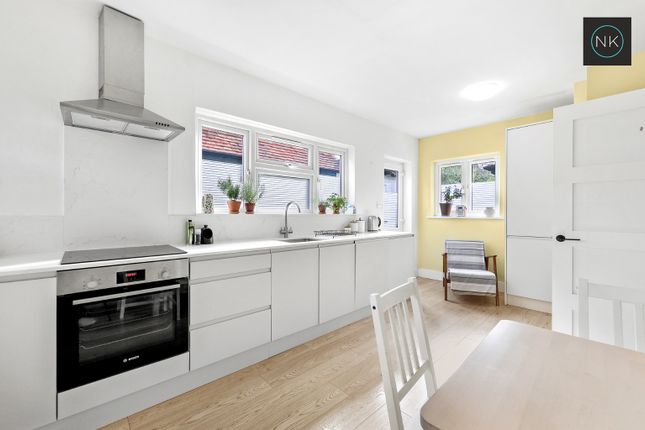32 Mornington Road, Woodford Green, Essex photo 3