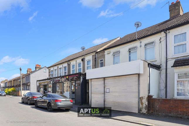 Commercial property to let in Diamond Road, Slough