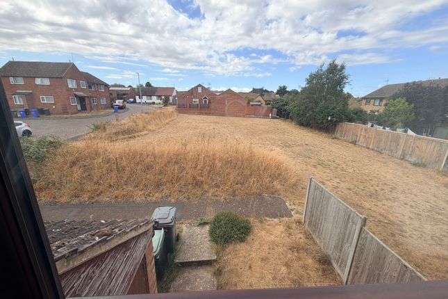 35, Petit Couronne Way, Beccles photo 5