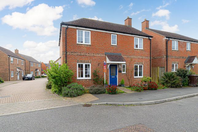 Thumbnail Detached house for sale in Bodiam Avenue, Kingsnorth