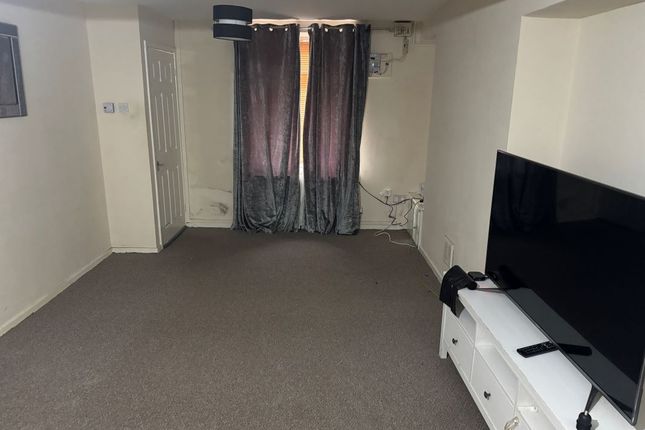 28, Lower Terrace, Treorchy photo 2