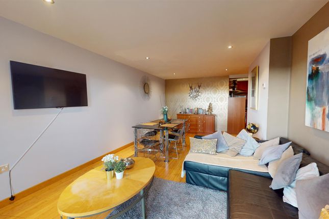 Flat for sale in Magretian Place, Cardiff
