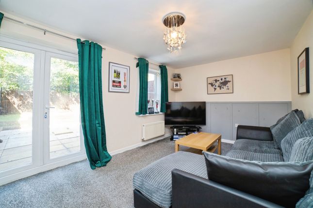 11, Ploughmans Grove, Nottinghamshire photo 4