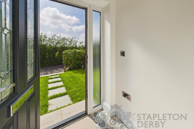 14, Parsons Brow, St. Helens photo 2