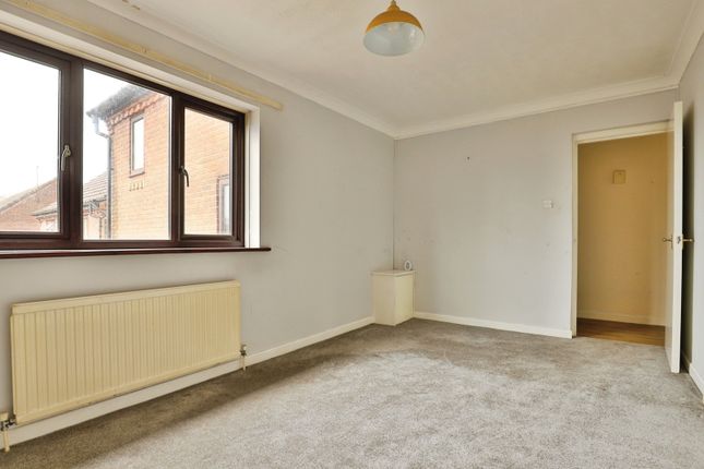 4, Furlong Mews, Hampshire photo 2