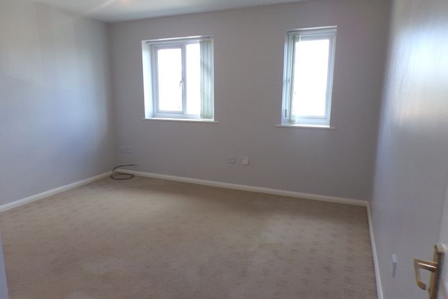 Flat 8, Stanford-le-Hope photo 3