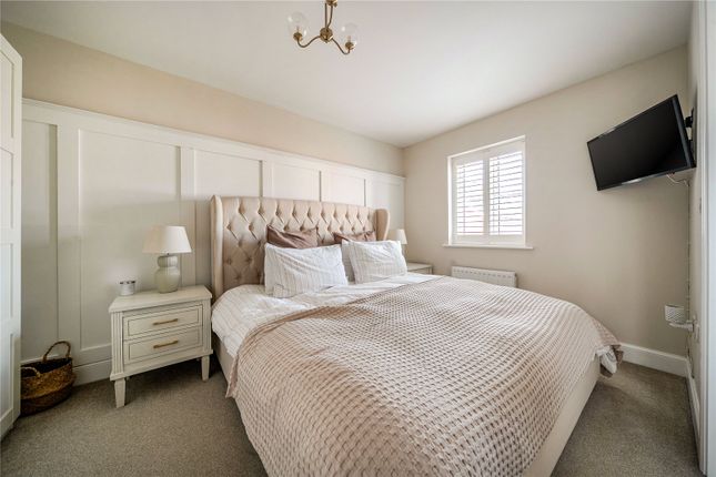 32, Longbourn Way, Medstead photo 5
