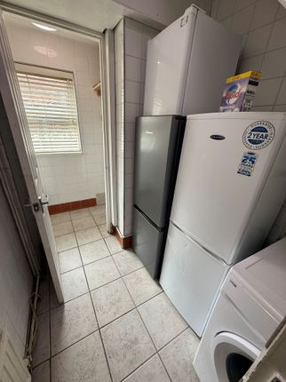 42, Chestnut Grove, Liverpool photo 5