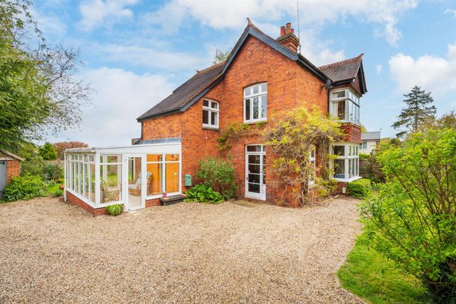 Thumbnail Detached house for sale in Peppard Lane, Henley-On-Thames
