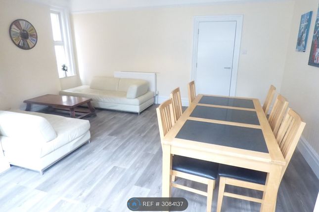 Student House, Bournemouth photo 3