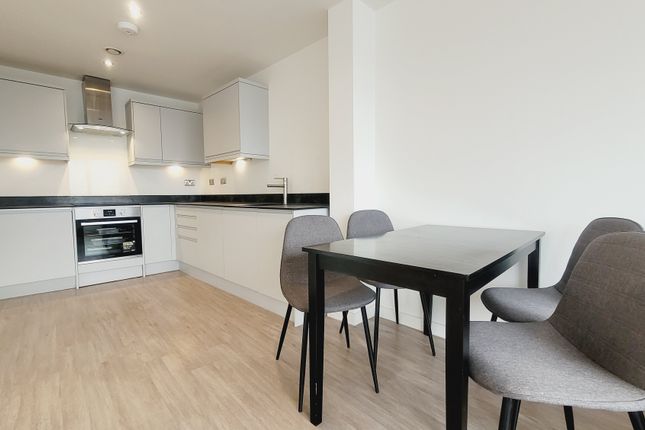 Flat 34 Spectrum House, 56, Goldsworth Road, Woking photo 3