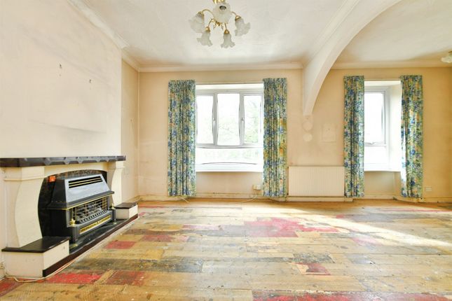 Flat 2, 32, Regent Street, Plymouth photo 3