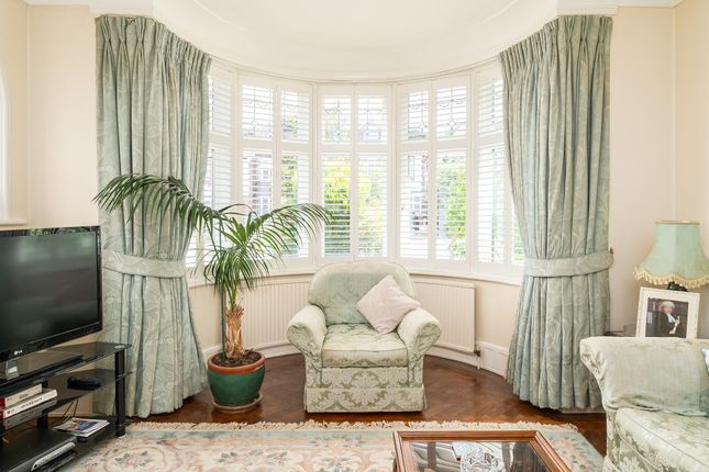 14, Beech Drive, East Finchley photo 4