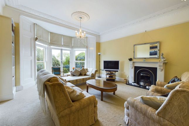 Flat 4 St Athans, 4, Shrubbery Avenue, North Somerset photo 3