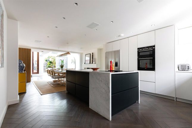 Reception/Kitchen