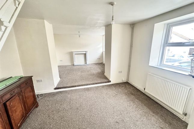 8A, Kensington Road, Neyland photo 4