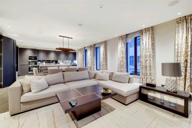 Flat to rent in Knights House, Cheval Place, Knightsbridge