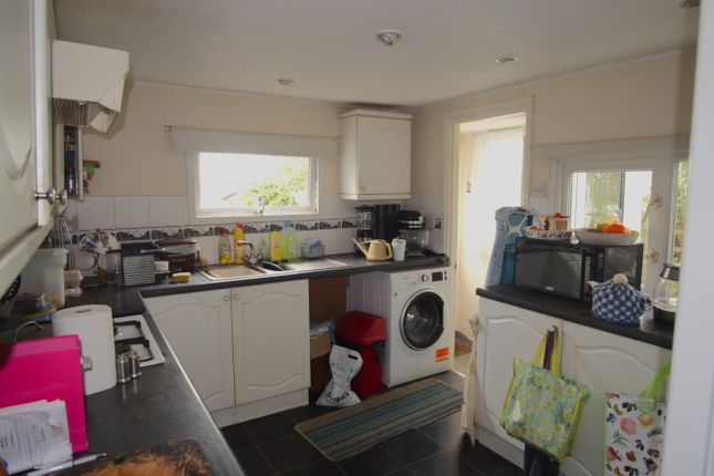 Mobile/park home for sale in College Close, Long Load