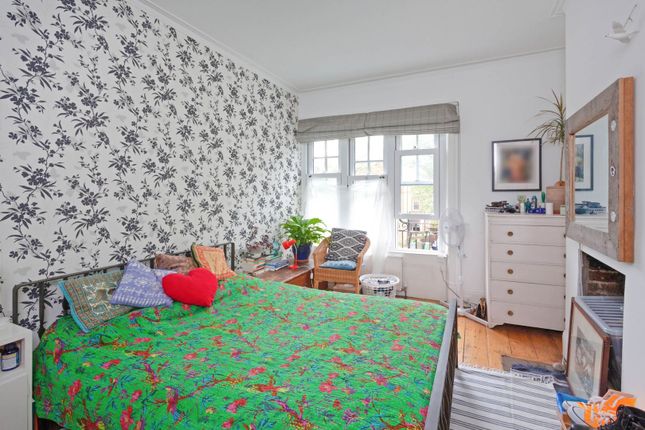 Flat for sale in 121 Palace Road, Tulse Hill