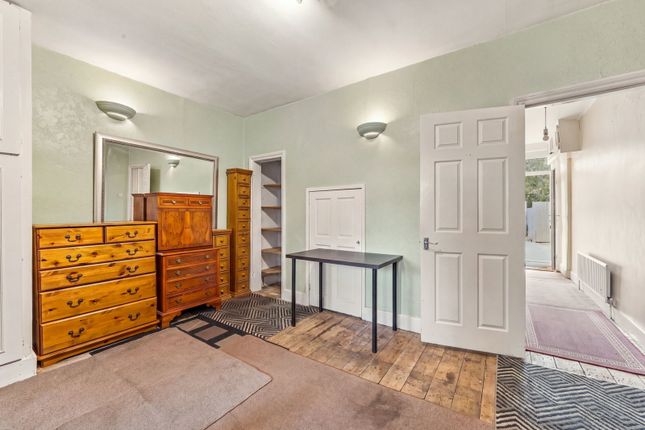 Camac Road, Twickenham photo 3