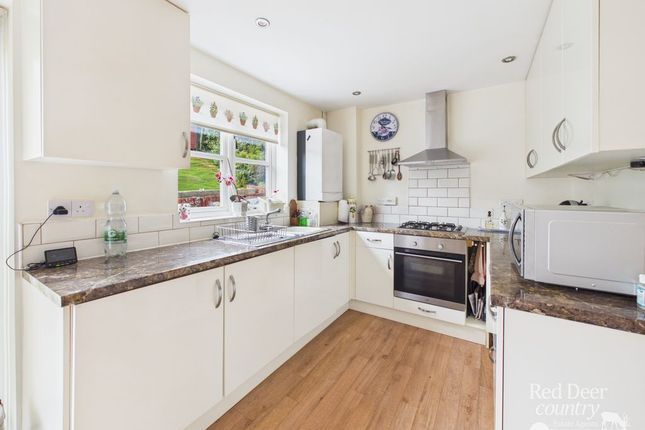 17 Lorna Doone, West Street, Watchet photo 3