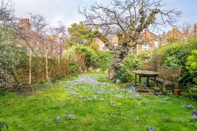 Terraced house for sale in Ripplevale Grove, London