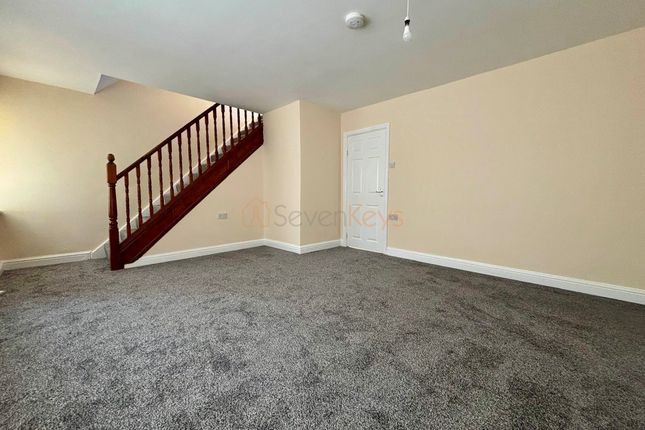 28 Staneway, Leam Lane, Gateshead photo 3