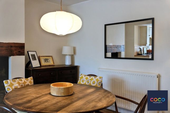 28 Grove Road, Portland, Dorset photo 4
